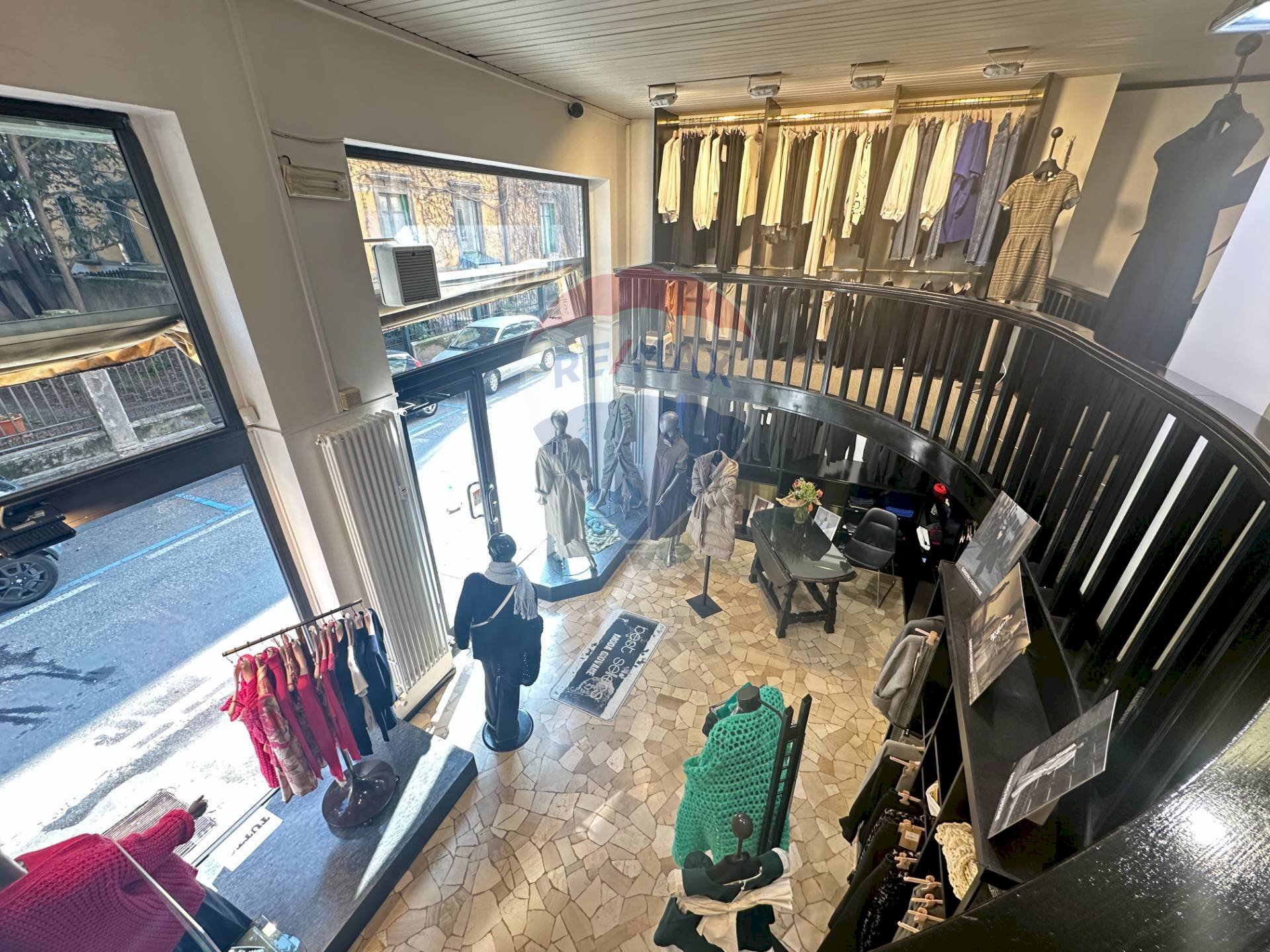 Balcone - Shop Via Puccini
 
15, Varese - photo 1