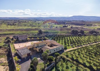 Vista delle montagne - Locale Commerciale SP67, 96016 Lentini SR, Lentini - foto 63