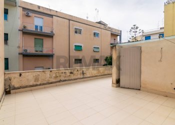 Terrazza - Casa indipendente VIA COVIELLO
 
34, Catania - foto 20