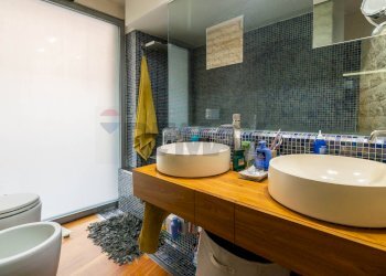 Bagno - Casa indipendente VIA COVIELLO
 
34, Catania - foto 32