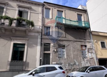 Edificio all\'aperto - Casa indipendente VIA GIUFFRIDA
 
99, Catania - foto 4