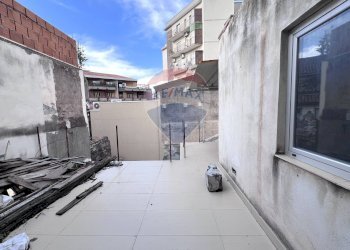 Terrazza - Casa indipendente VIA GIUFFRIDA
 
99, Catania - foto 12