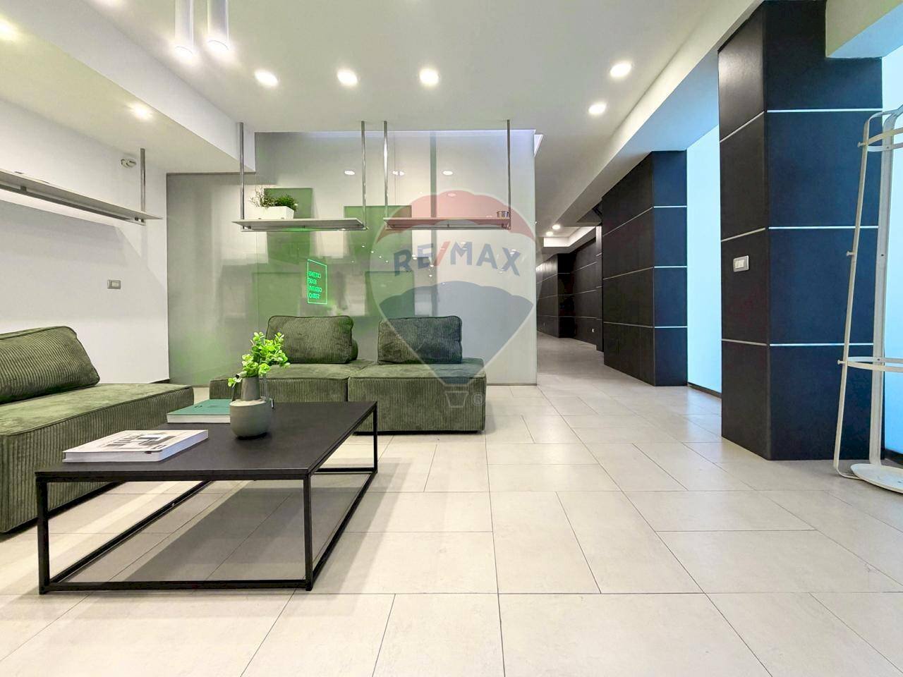 INGRESSO - Office via monti iblei
1, Tremestieri Etneo - photo 3