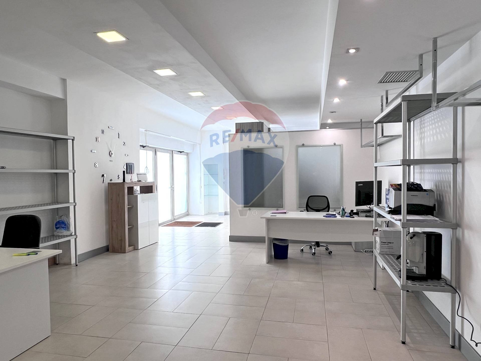 Ufficio - Ufficio VIA MONTI IBLEI
 
1, Tremestieri Etneo - foto 1