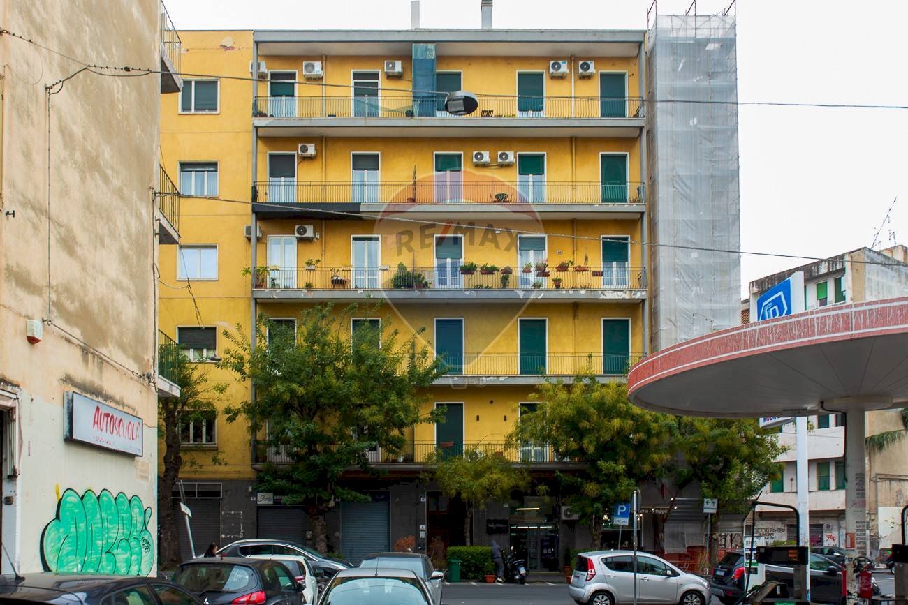 Edificio all\'aperto - Apartment via plebiscito
 
881, Catania - photo 3