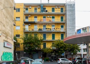 Edificio all\'aperto - Appartamento via plebiscito
 
881, Catania - foto 3