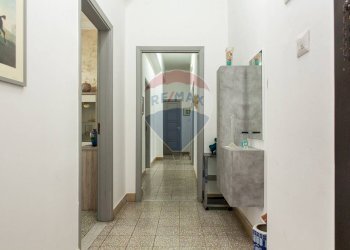 Hall / corridoio - Appartamento via plebiscito
 
881, Catania - foto 11