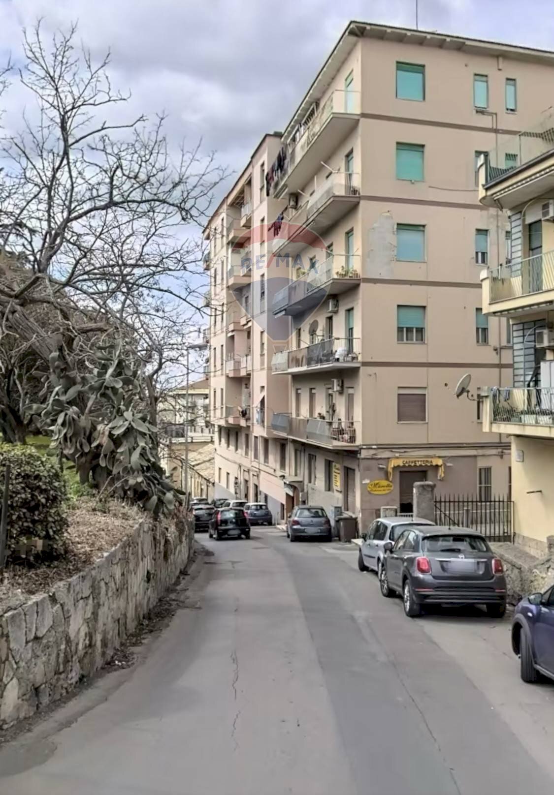 Edificio all\'aperto - Appartamento Via Senatore D'Antona
 
13, Caltanissetta - foto 1