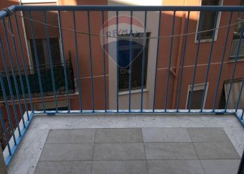 Balcone - Appartamento Via Senatore D'Antona
 
13, Caltanissetta - foto 13