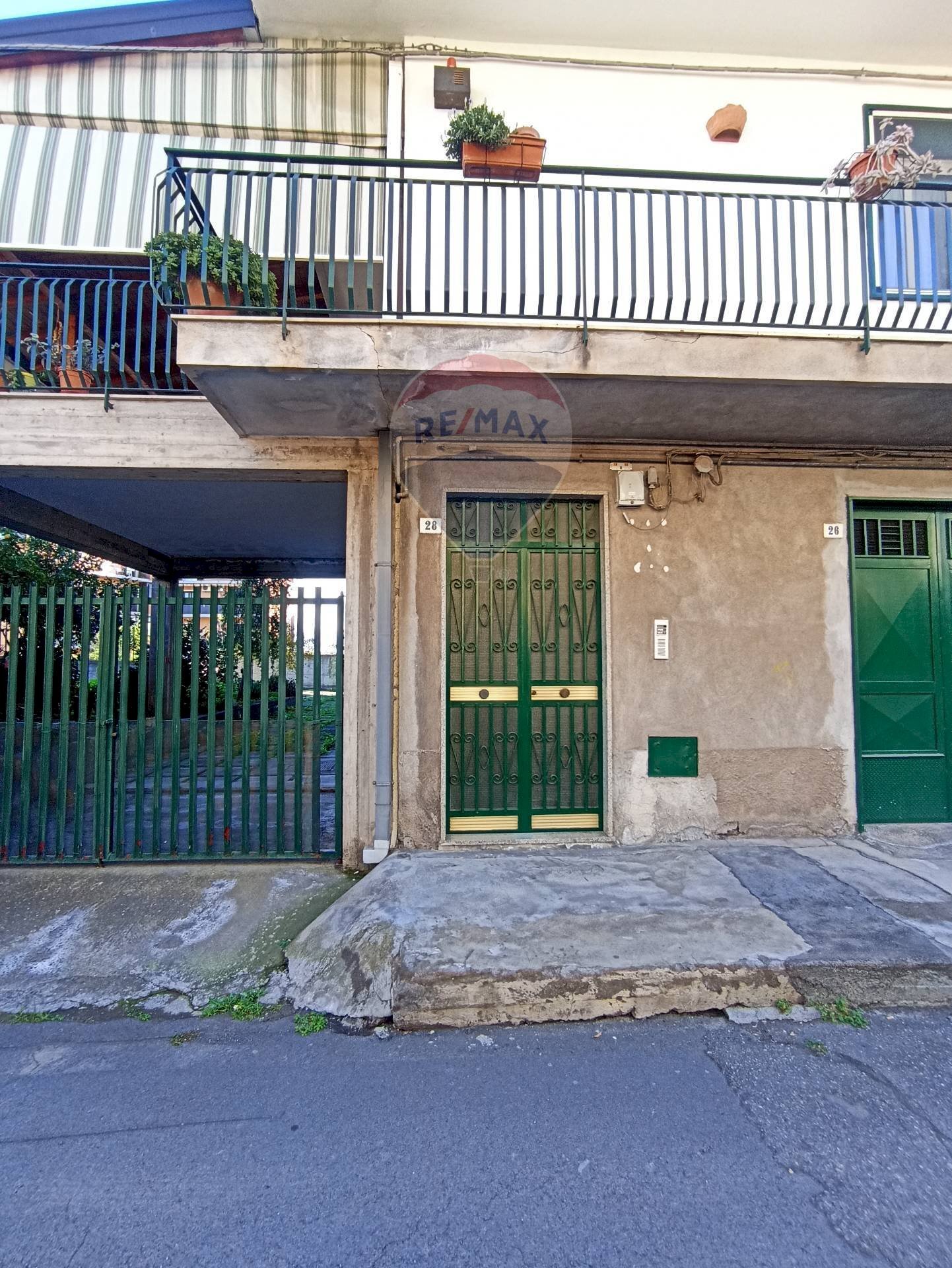 Edificio all\'aperto - Quadrilocale via Francesca Morvillo
 
28, Belpasso - foto 2