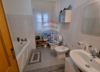 Bagno completo con vasca - Appartamento Via Giuseppe Sessa
 
3, Catania - foto 19