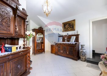 Soggiorno - Villa via Ungaretti
 
1, Giarre - foto 4