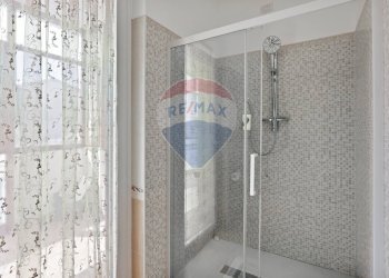 Bagno - Villa via Ungaretti
 
1, Giarre - foto 12