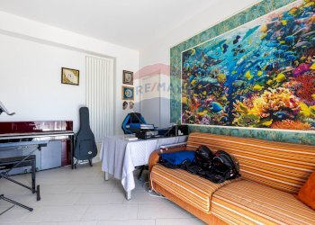 Camera / camera da letto - Villa via Ungaretti
 
1, Giarre - foto 24