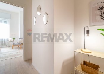 Hall / corridoio - Three-room apartment Via degli Alpini
 
7, Bollate - photo 2