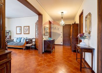 Hall / corridoio - Villa VIA LUXEMBURG
 
9, Collecchio - foto 6