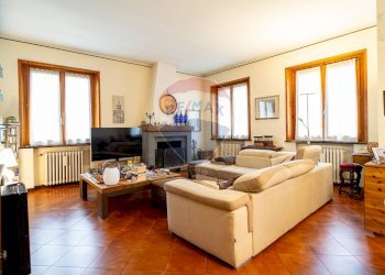 Soggiorno - Villa VIA LUXEMBURG
 
9, Collecchio - foto 7