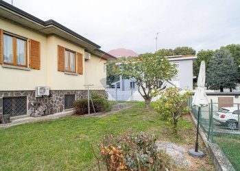 Casa all\'aperto - Villa VIA LUXEMBURG
 
9, Collecchio - foto 18