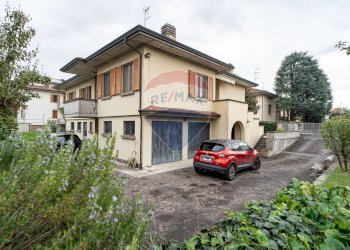 Casa all\'aperto - Villa VIA LUXEMBURG
 
9, Collecchio - foto 23