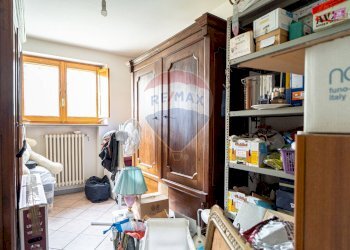Camera / camera da letto - Villa VIA LUXEMBURG
 
9, Collecchio - foto 42