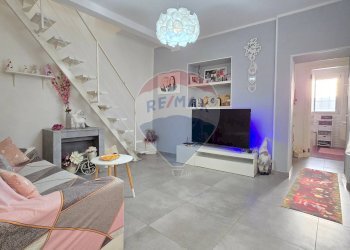 Soggiorno - Casa indipendente Viale Europa
 
30, Sulmona - foto 5