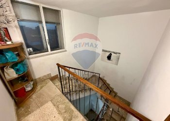 Scale - Attico Viale delle Americhe
 
67, Ragusa - foto 19