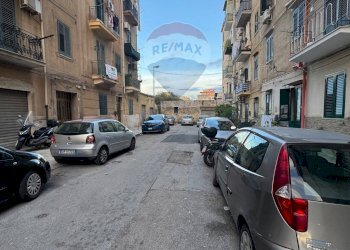 Edificio all\'aperto - Trilocale Via Andrea Morosini
 
7, Palermo - foto 4