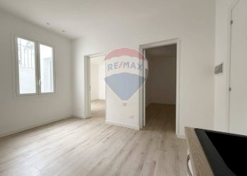 Stanza vuota - Trilocale Via San Francesco D'assisi
 
52, Trapani - foto 11