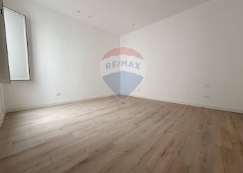 Stanza vuota - Trilocale Via San Francesco D'assisi
 
52, Trapani - foto 14