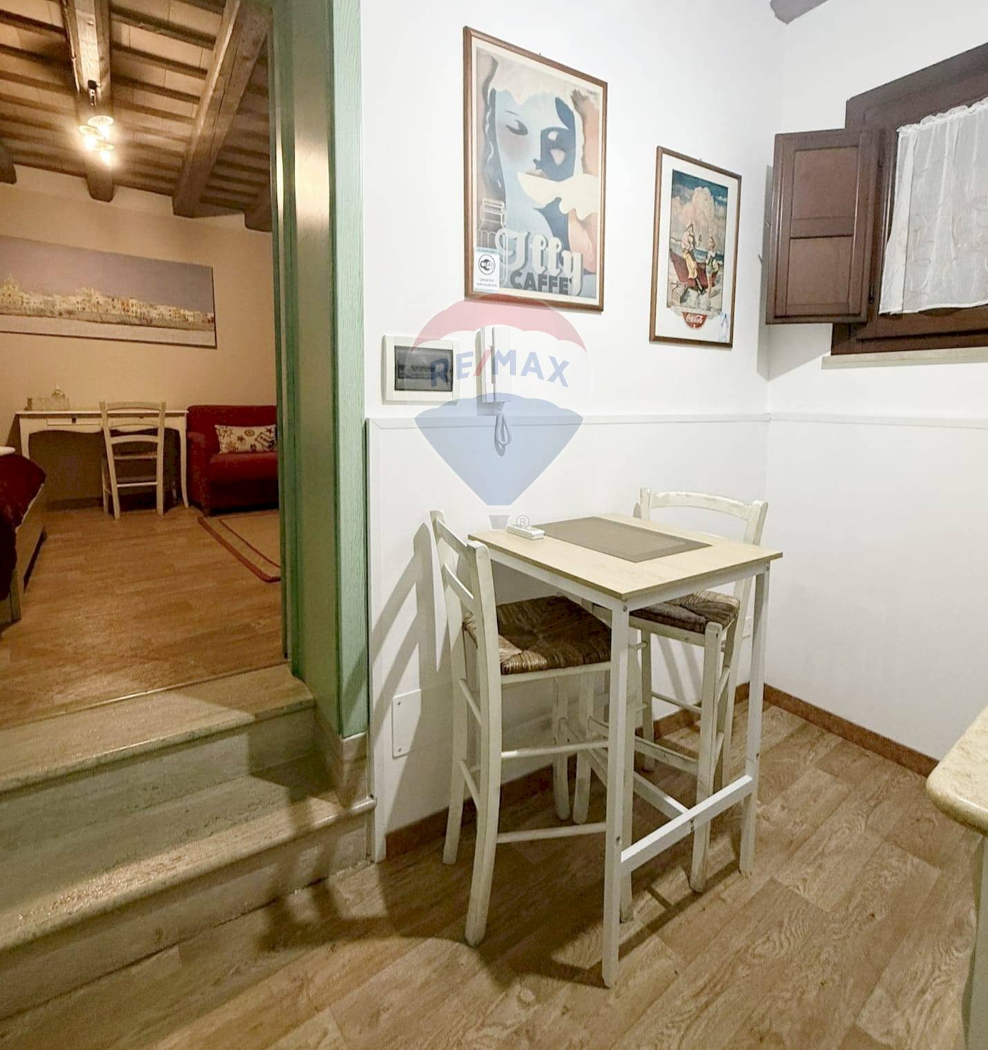 Sala da pranzo - Quadrilocale Vicolo Torre Pali
 
5, Trapani - foto 3