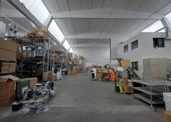 Magazzino - Capannone via Achille Grandi, Modena (zona Crocetta) - foto 3