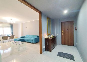 Salone - Quadrilocale via Cappuccini, 7, Cerro Maggiore - foto 1