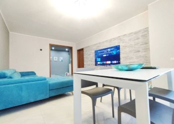 Salone - Quadrilocale via Cappuccini, 7, Cerro Maggiore - foto 3