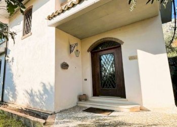 Facciata - Villa via Piscinola, Spigno Saturnia - foto 14