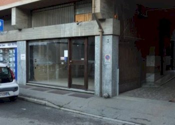 Facciata - Parrucchieri Uomo - Donna via Borgo Antico, 3, Gallarate - foto 13