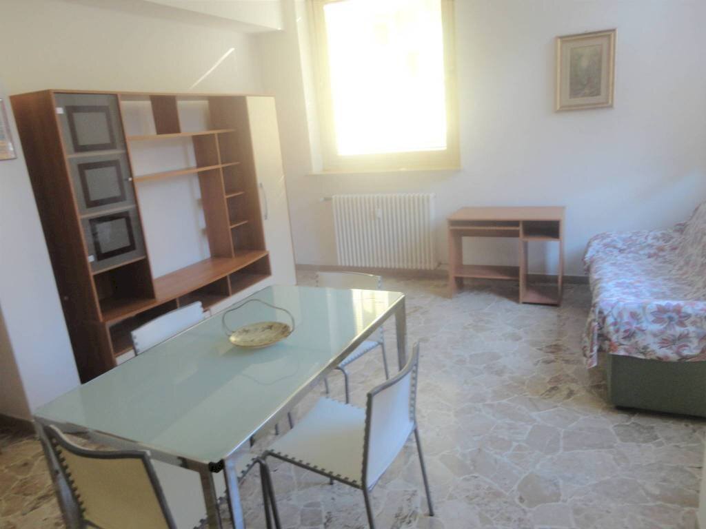 Salone - Three-room apartment via Antonio Gramsci, 36, Alessandria - photo 3