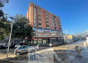 Foto 2 - Quadrilocale Piazza Vittoria Colonna, Benevento - foto 2