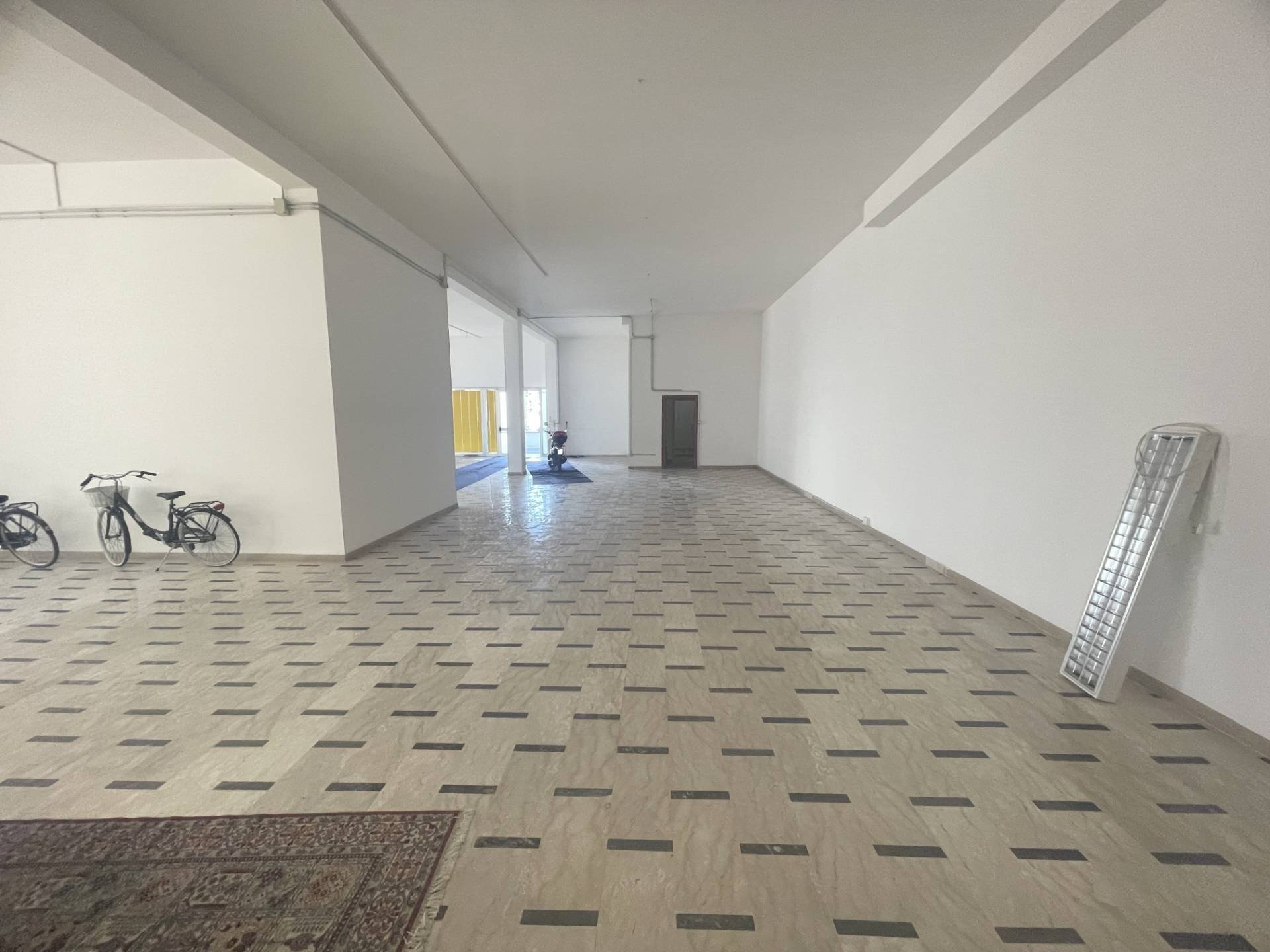 Foto 2 - Locale Commerciale Via Piave, San Benedetto del Tronto - foto 2