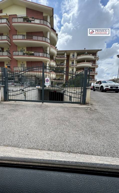 Zona - Magazzino piazza Enrico Martini, Roma (zona Mezzocammino) - foto 3