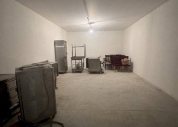 Magazzino - Magazzino piazza Enrico Martini, Roma (zona Mezzocammino) - foto 5