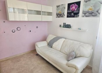 Salone - Trilocale via Roberto Raviola, Roma (zona Mezzocammino) - foto 2