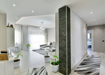 Ingresso - Quadrilocale via Provinciale, 63, Dolzago - foto 1