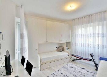 Camera da letto - Quadrilocale via Provinciale, 63, Dolzago - foto 14