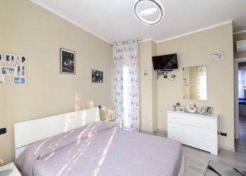 Camera da letto - Quadrilocale via Provinciale, 63, Dolzago - foto 23