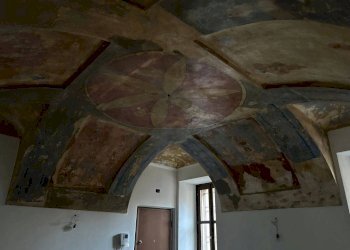 Stanza non arredata - Bilocale via Santa Croce, 8, Cuneo (zona Centro) - foto 6