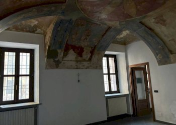 Cucina - Bilocale via Santa Croce, 8, Cuneo (zona Centro) - foto 8