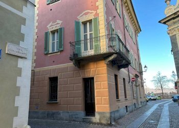 Facciata - Bilocale via Santa Croce, 8, Cuneo (zona Centro) - foto 12