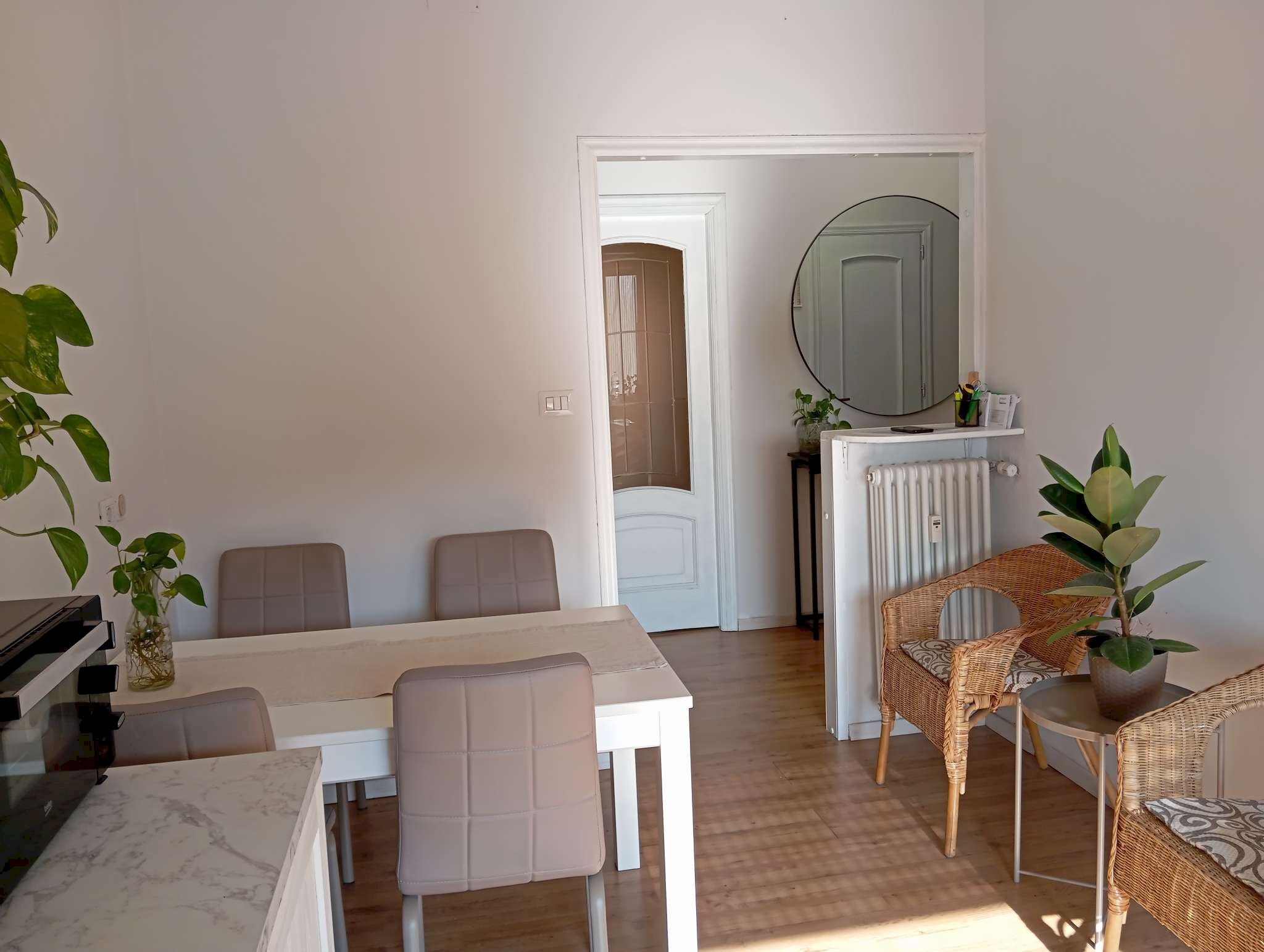 zona giorno con angolo cottura - Trilocale via Monginevro, 161 bis, Torino (zona Pozzo Strada) - foto 1