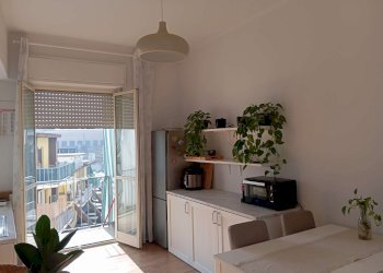 zona giorno con angolo cottura - Trilocale via Monginevro, 161 bis, Torino (zona Pozzo Strada) - foto 7