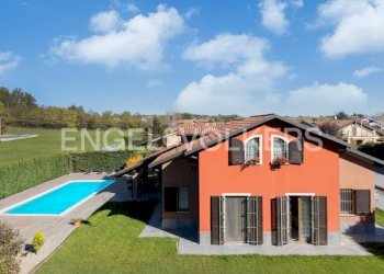 Piscina - Villa Località Vallebenedetta, Asti - foto 1